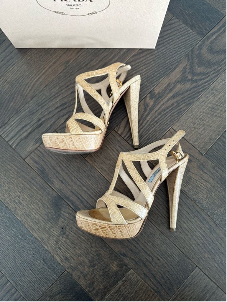 Prada Women's Prada Beige Leather Heels Size US 6.5 / IT 36.5 - 4 Thumbnail