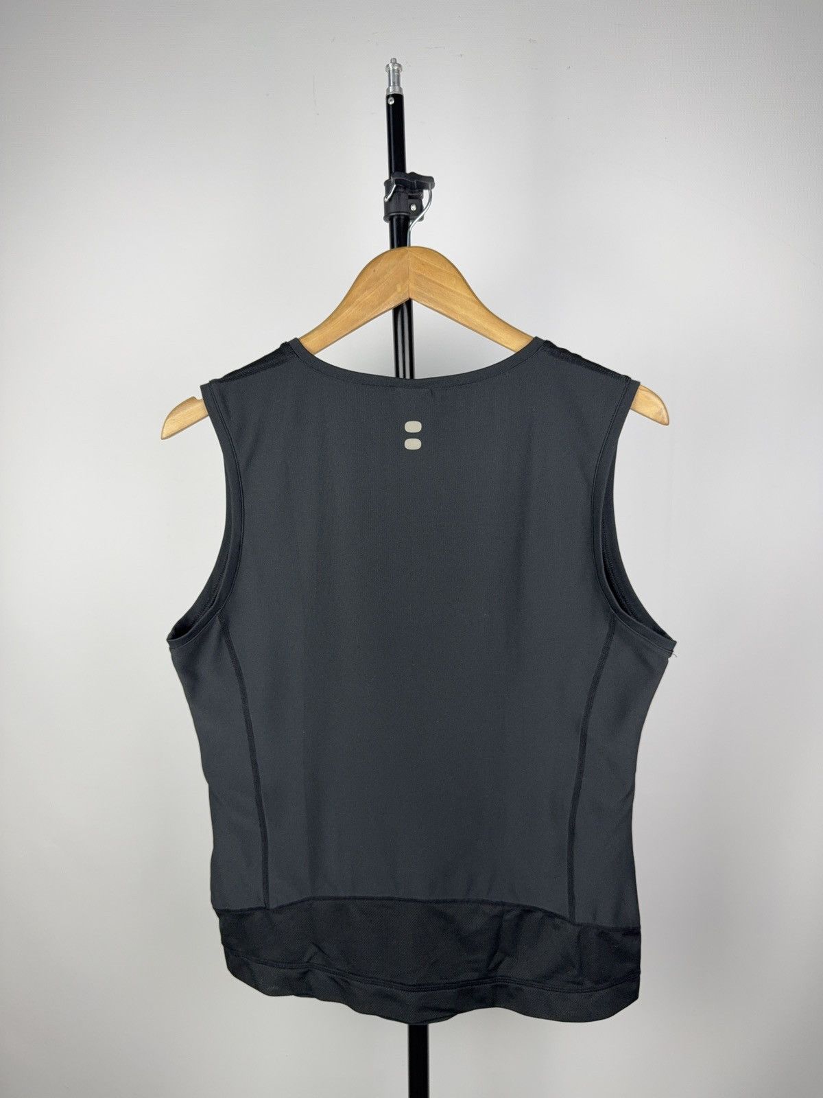 Nike Vintage 00s Nike Tank Top Mini Swoosh Y2K Style Oversized Size XL / US 12-14 / IT 48-50 - 8 Thumbnail