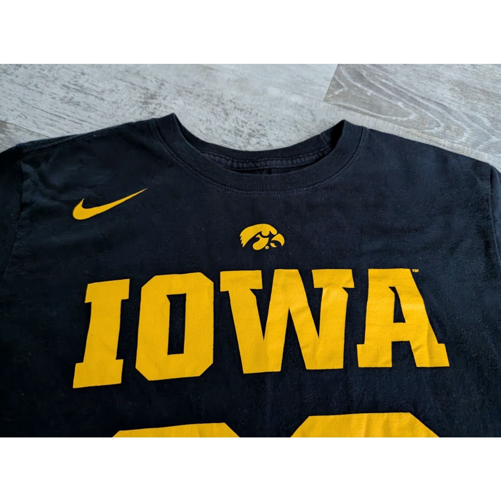 Nike Nike Caitlyn Clark Athletic T-Shirt Women's Size M Black Yellow Graphic Basketball Size M / US 6-8 / IT 42-44 - 3 Thumbnail
