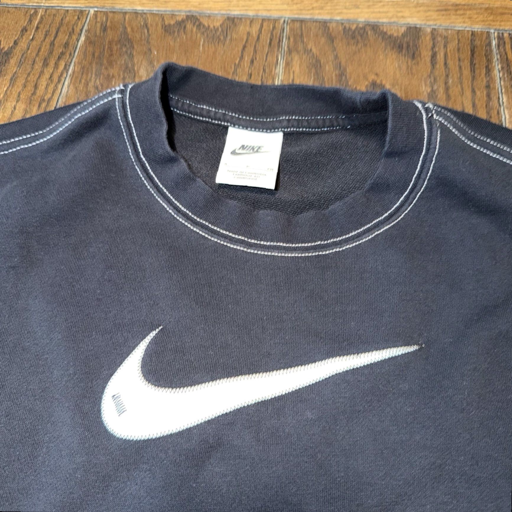 Nike NIKE Women’s Small Cropped Swoosh Fleece Crew Sweatshirt DO7211-010 Black Size S / US 4 / IT 40 - 2 Thumbnail