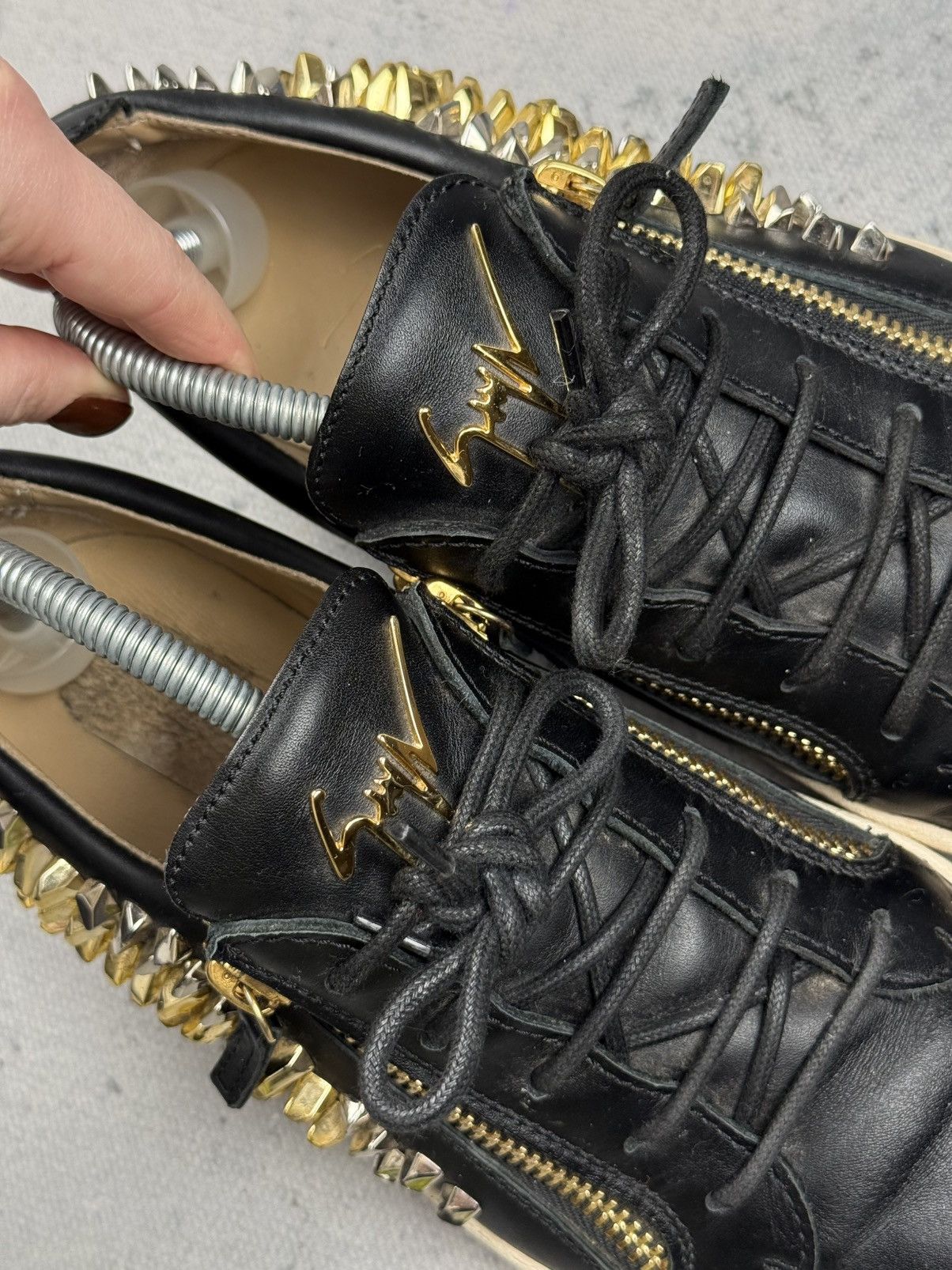 Giuseppe Zanotti Giuseppe Zanotti Frankie Shel Black Leather Studded Sneakers Size US 8 / EU 41 - 11 Thumbnail