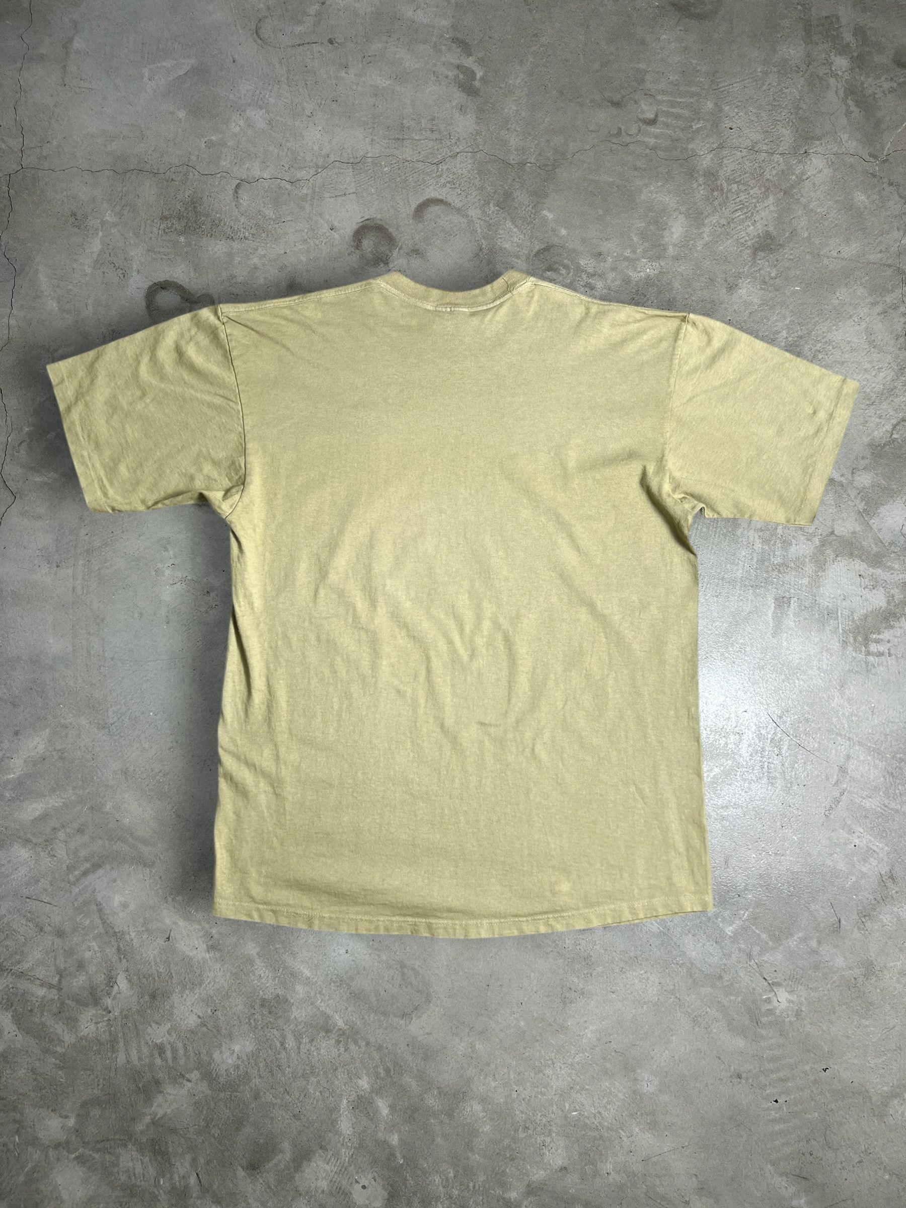 Vintage VTG 90s Yellowstone National Park Graphic Tee (L) GTME589 Size US L / EU 52-54 / 3 - 5 Thumbnail