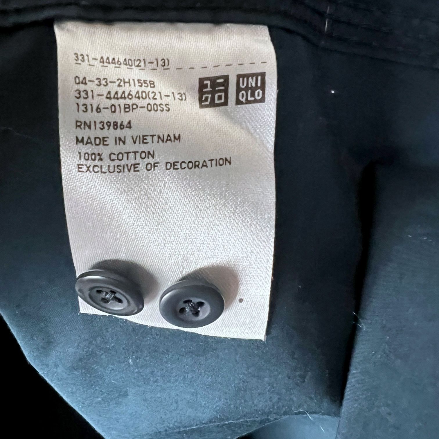 Uniqlo JW Anderson x Uniqlo Men's Button Up Shirt - Navy Blue Size US S / EU 44-46 / 1 - 5 Thumbnail