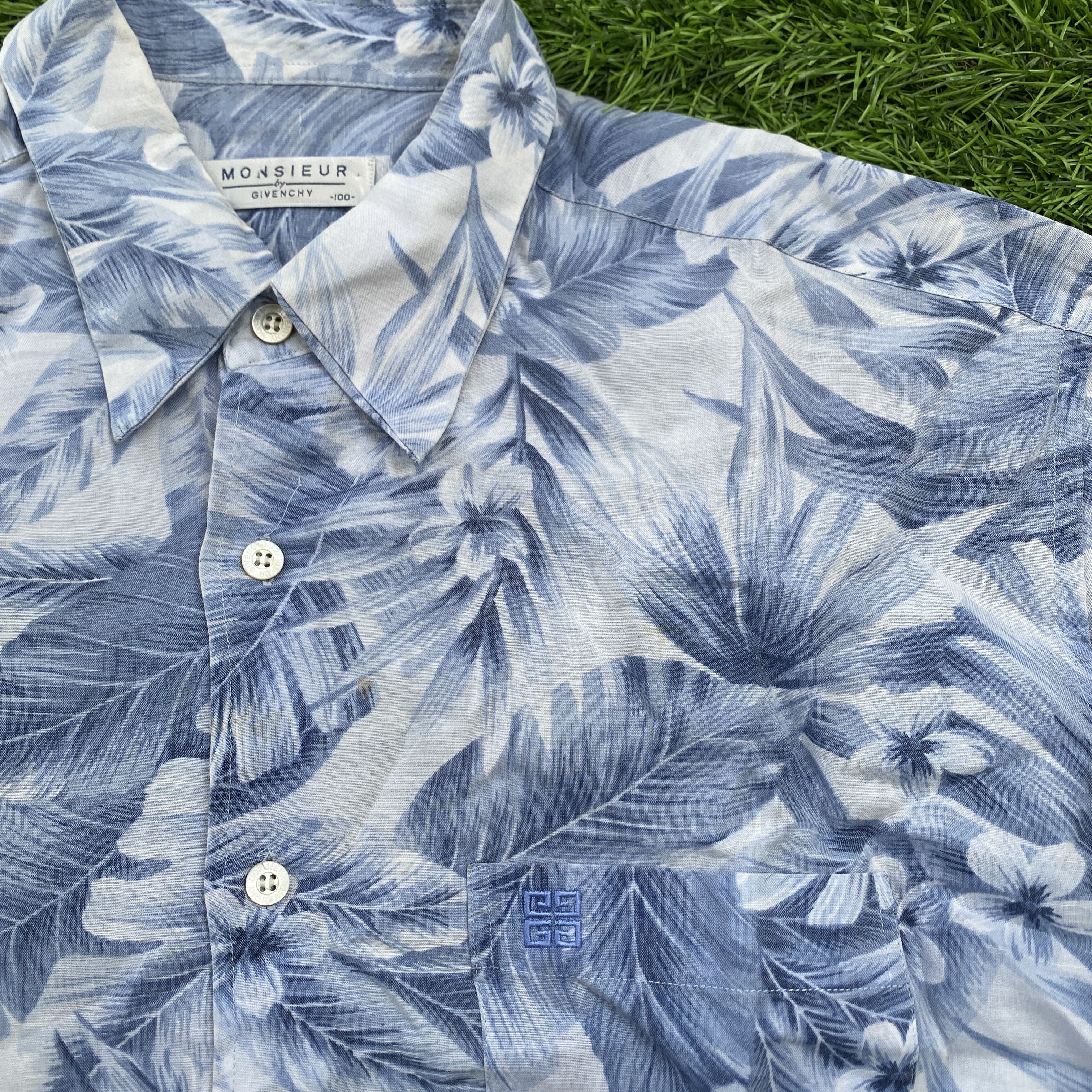 Givenchy Vintage Givenchy Floral Shirts Button Ups Size US L / EU 52-54 / 3 - 2 Thumbnail