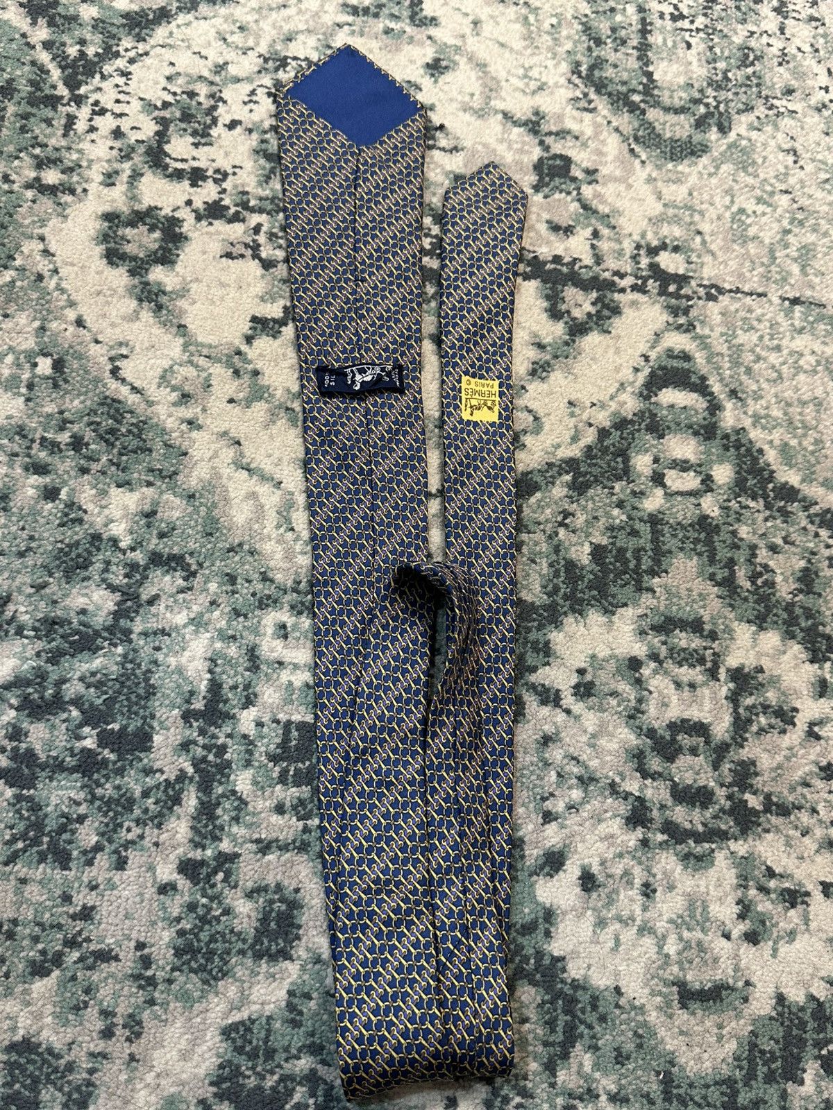 Hermes Hermes Paris Chain Pattern 100% Silk Tie (7200 UA) Size ONE SIZE - 5 Thumbnail
