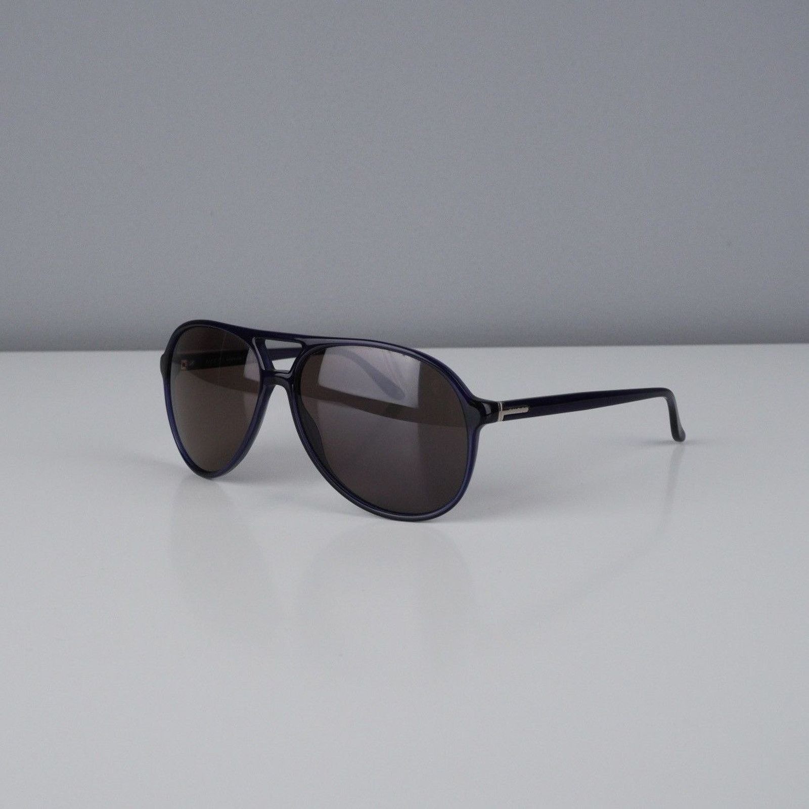 Gucci Vintage gucci silver logo navy oval aviator pilot sunglasses Size ONE SIZE - 1 Thumbnail