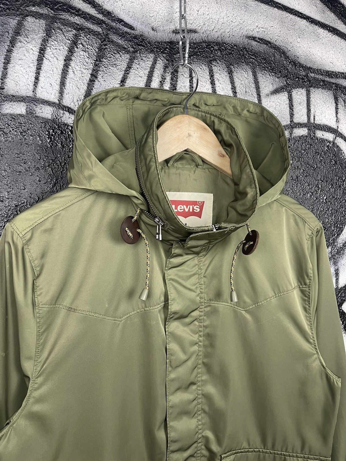 Levi's Levi’s Olive Full Zip Hooded Light Jacket Men’s Size Medium Size US M / EU 48-50 / 2 - 3 Thumbnail