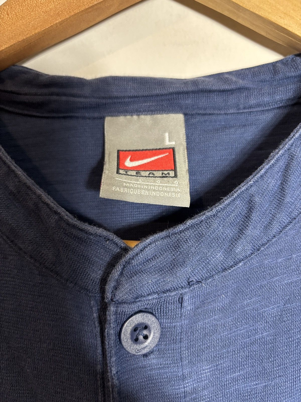 Nike Vintage Nike Carolina Tar Heels Long Sleeve Henley Y2K Large Size US L / EU 52-54 / 3 - 2 Thumbnail