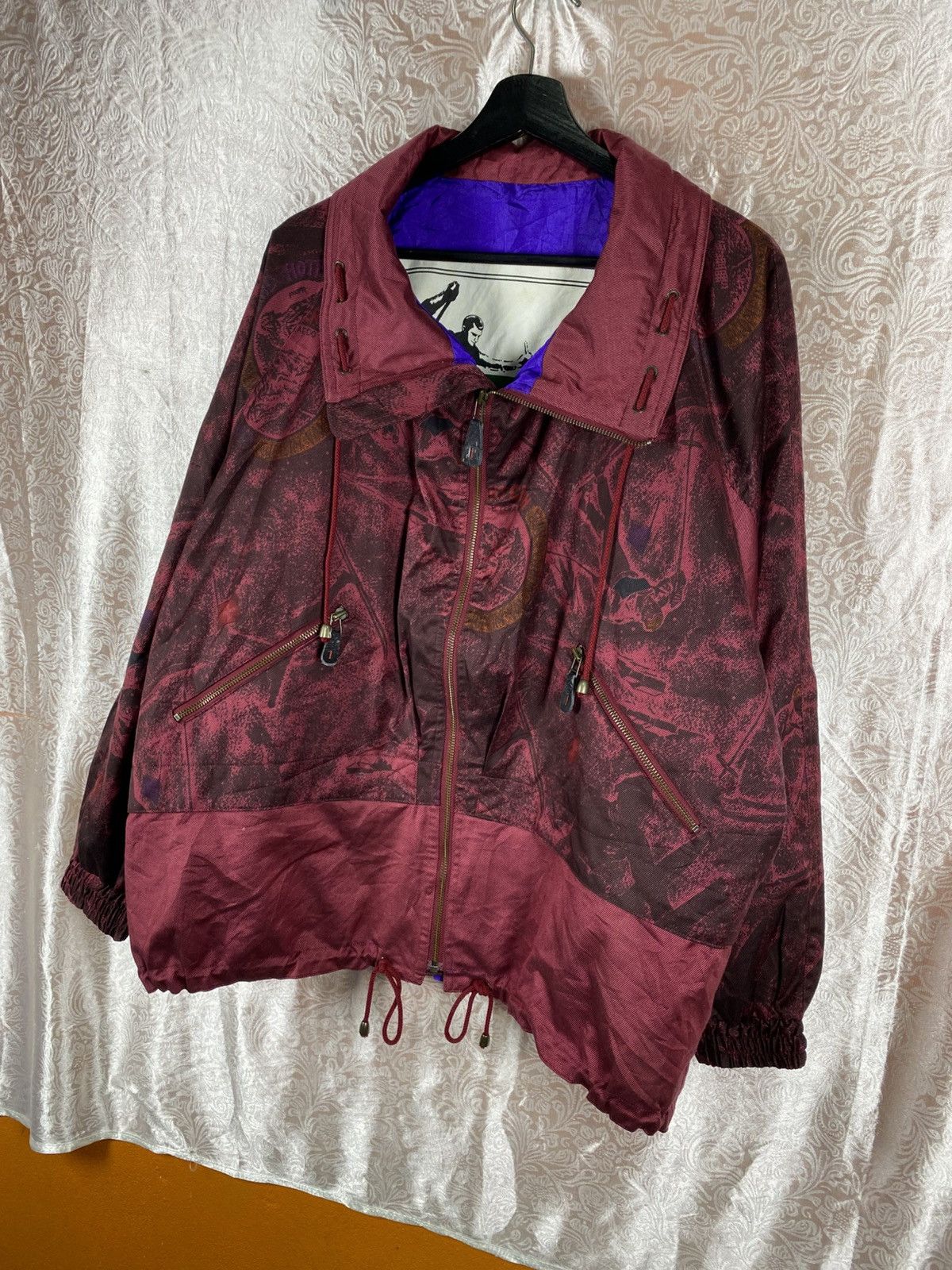 Cerruti 1881 Vintage Cerruti 1881 Sport Windbreaker Burgundy Graphic Ski Size US M / EU 48-50 / 2 - 4 Thumbnail