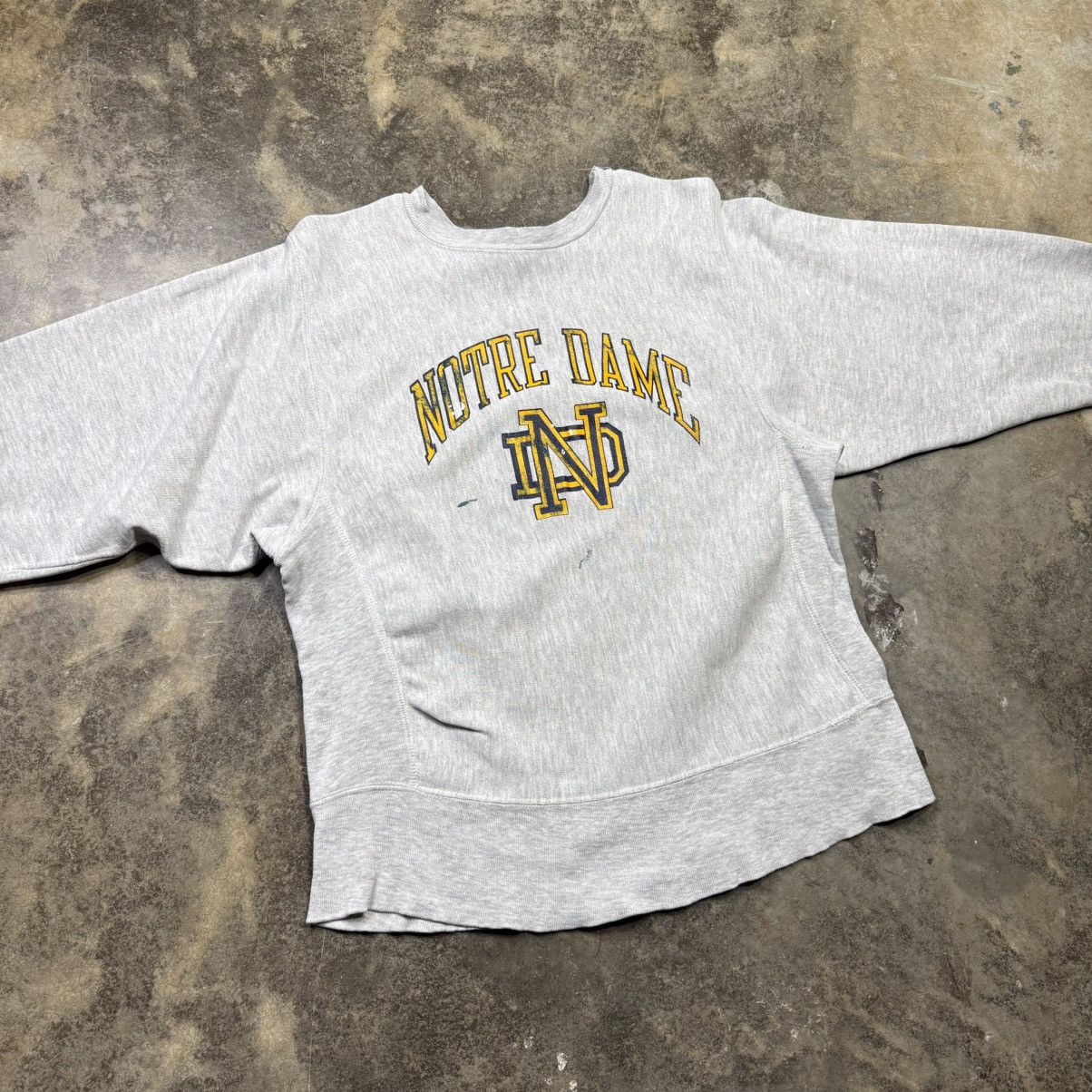 Champion vintage 80s champion reverse weave notre dame university Size US M / EU 48-50 / 2 - 7 Thumbnail