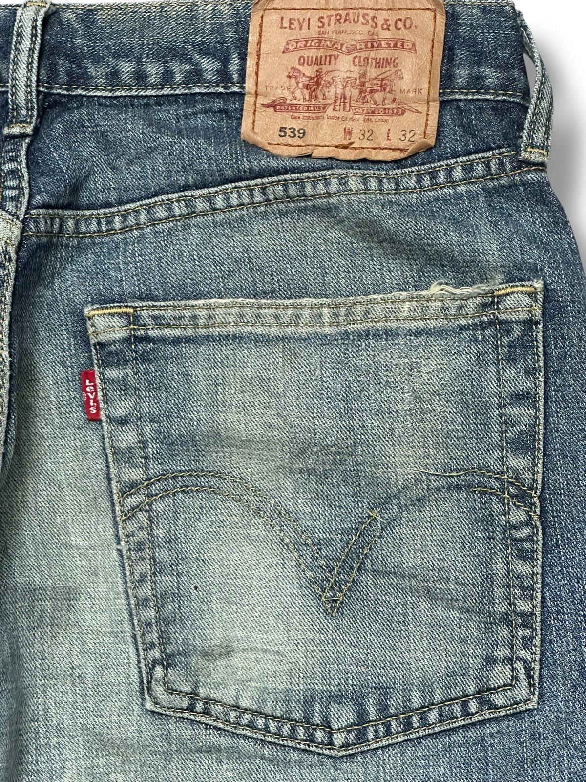 Levi's Levi’s 359 Straight Leg Jeans Classic Blue Wash & Faded Size US 33 - 8 Thumbnail