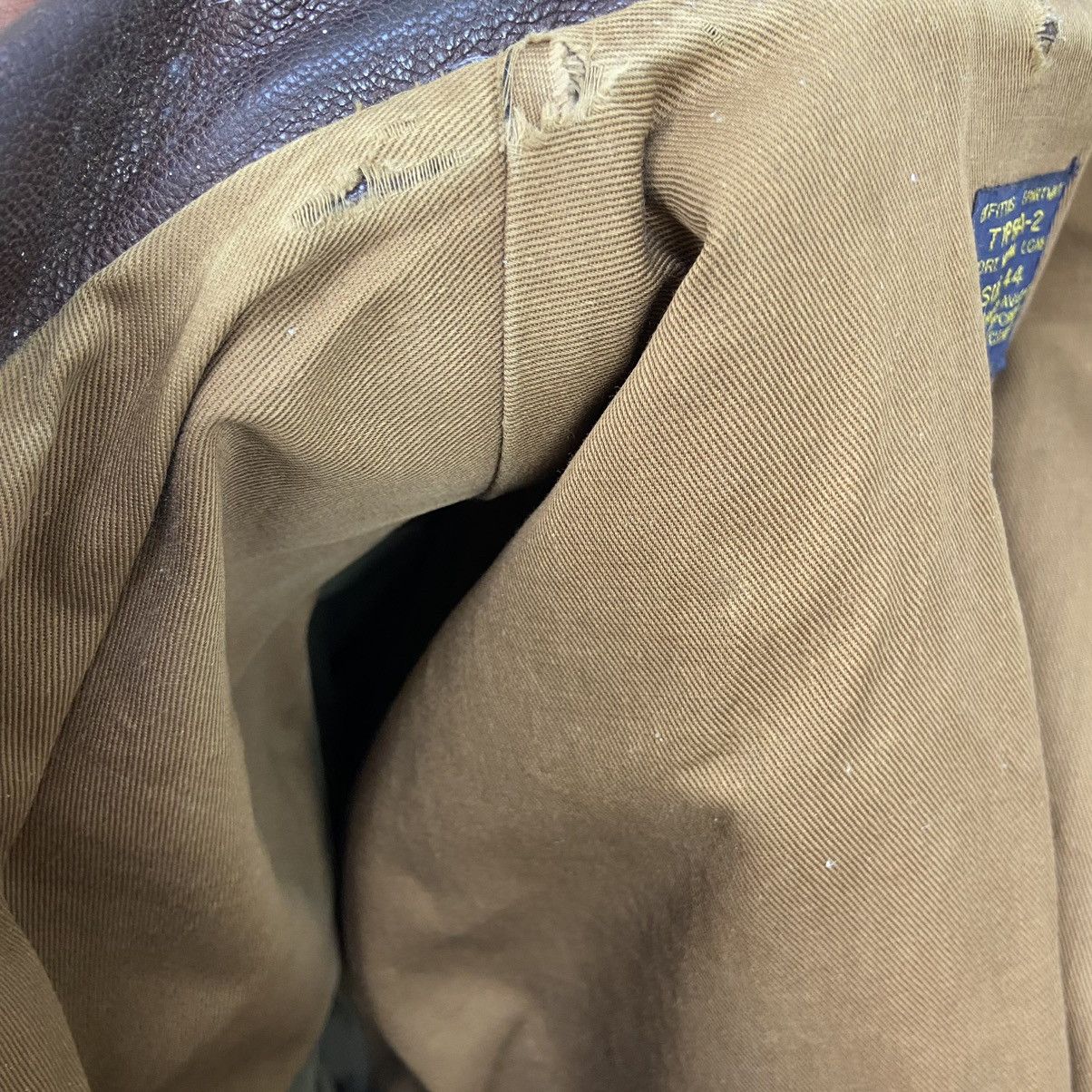 Genuine Leather Vtg Type A-2 San Francisco Aviation Sun Faded Leather Jacket Size US S / EU 44-46 / 1 - 25 Thumbnail