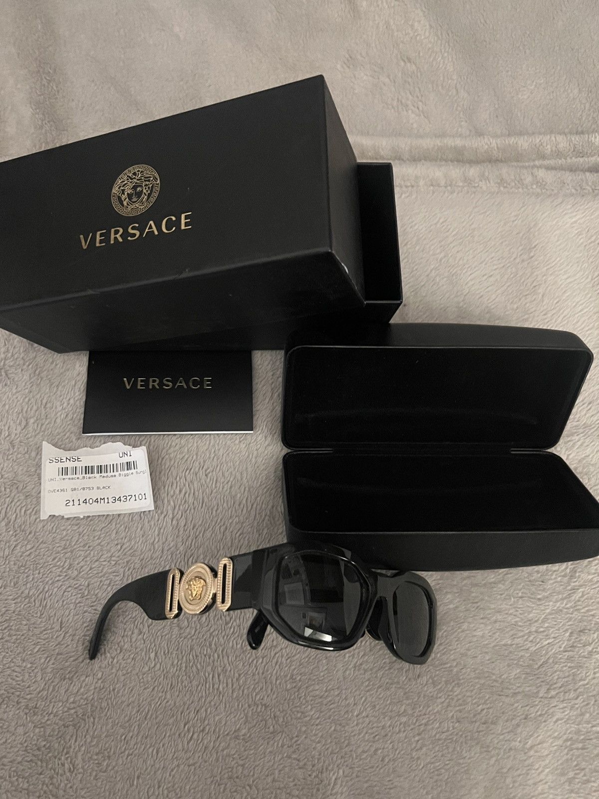 Black Medusa Biggie Sunglasses