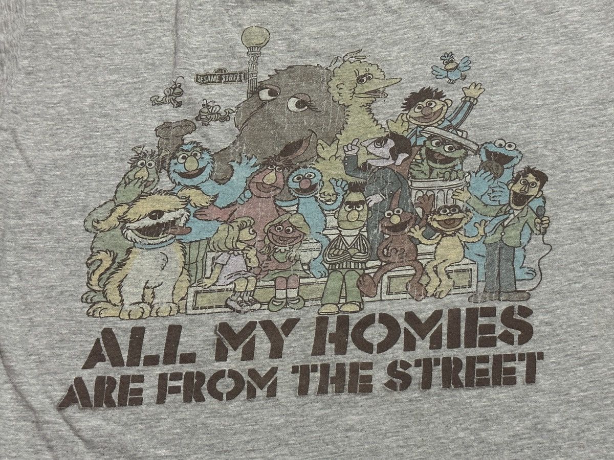 Cartoon Network × Vintage Distressed Vintage 2011’s Sesame Street Tee Size US XL / EU 56 / 4 - 1 Thumbnail