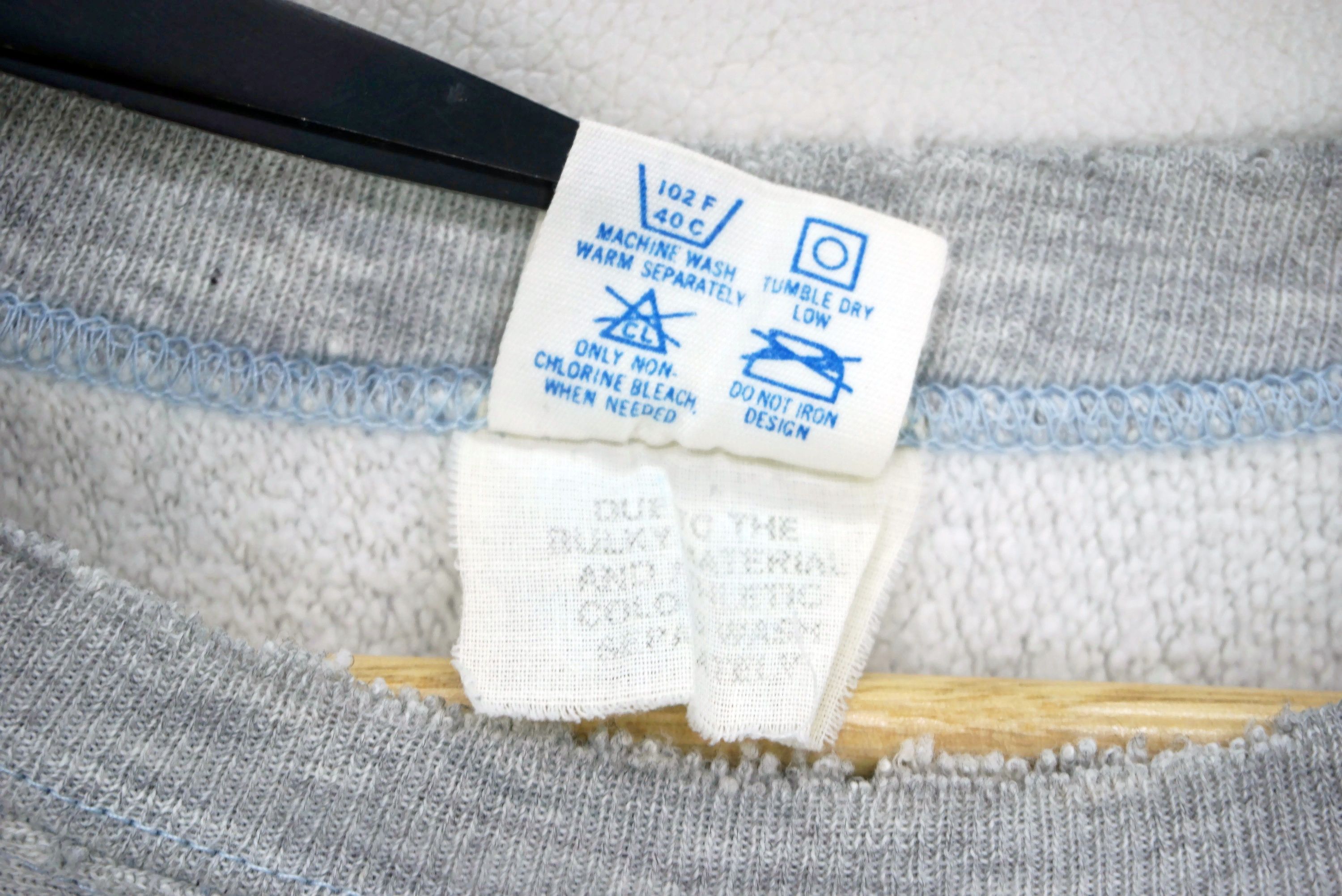 Other Vintage Champion Reverse Weave Sweatshirt USA Waverley Oaks Size US L / EU 52-54 / 3 - 10 Thumbnail