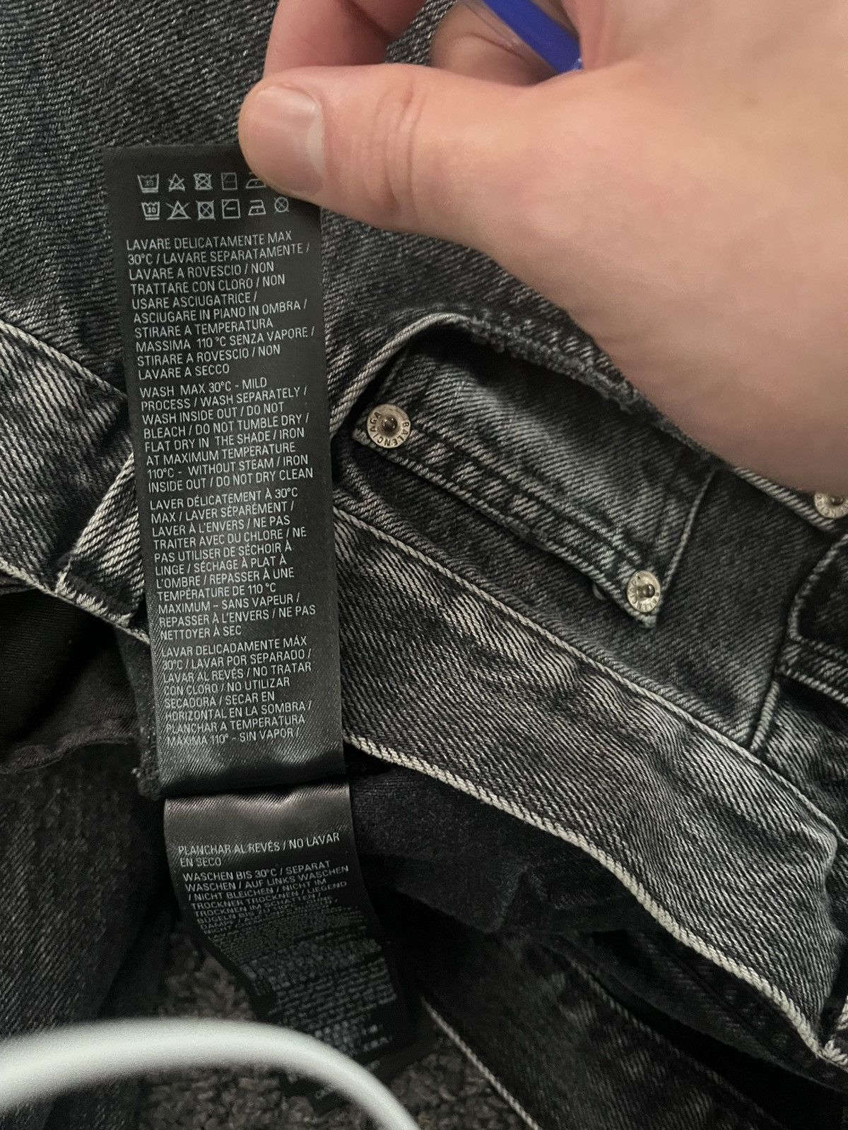 Balenciaga Balenciaga distressed denim flared Size US 32 / EU 48 - 6 Thumbnail
