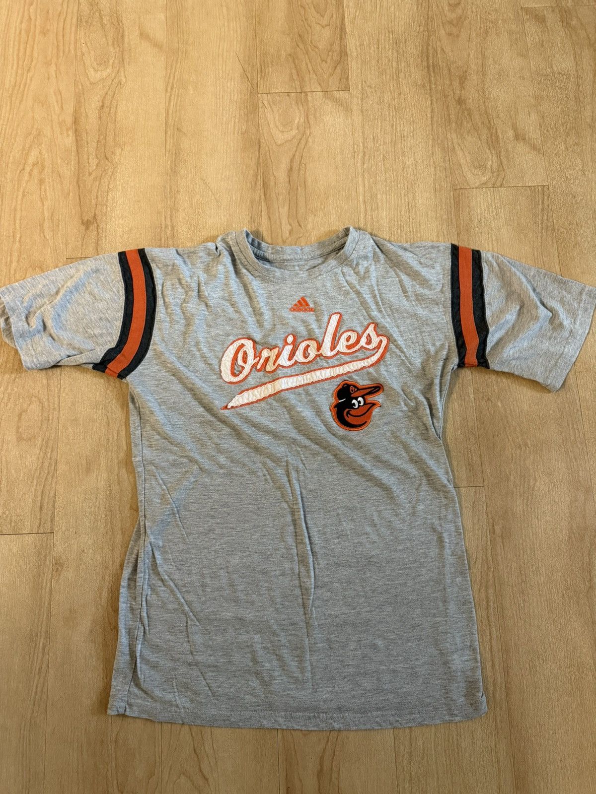 Adidas Vintage Adidas Orioles tee Size US XL / EU 56 / 4 - 1 Thumbnail