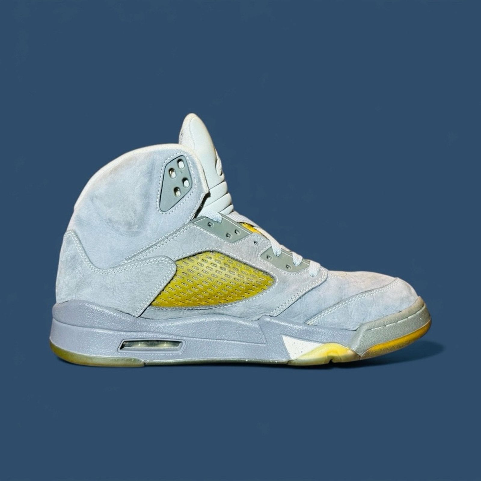 Jordan Brand Air Jordan 5 Retro Wolf Grey Size US 9.5 / EU 42-43 - 2 Thumbnail