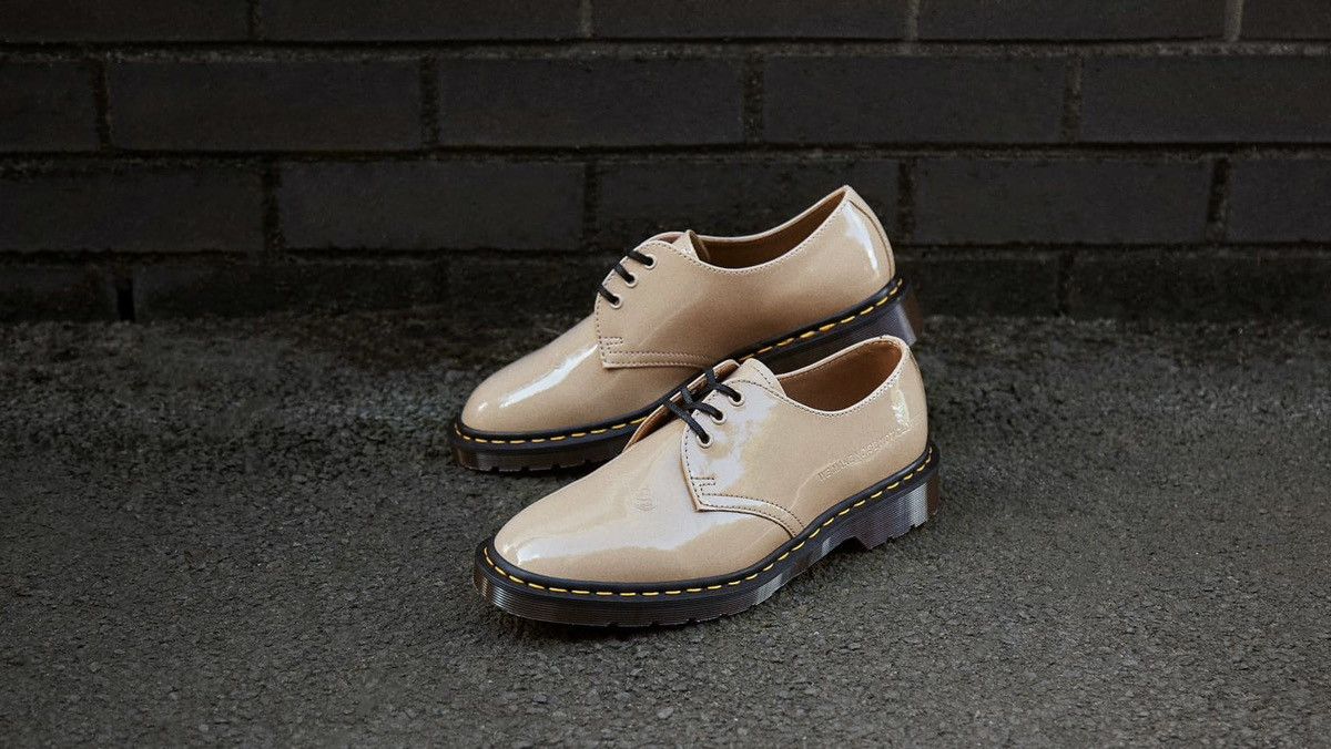 Undercover Dr. Martens Undercover x 1461 Patent Leather 'Beige' Size US 11 / EU 44 - 12 Thumbnail