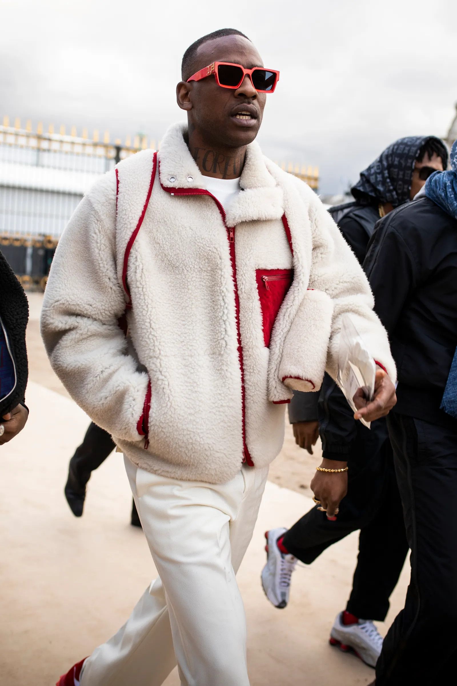 Louis Vuitton F/W 2019 RUNWAY VEST BY VIRGIL ABLOH Size US L / EU 52-54 / 3 - 1 Thumbnail
