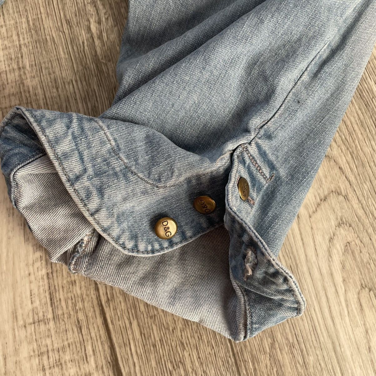 Dolce & Gabbana × Vintage Vintage D&G Dolce Gabbana shorts denim jeans big logo beach Size 30" / US 8 / IT 44 - 8 Thumbnail