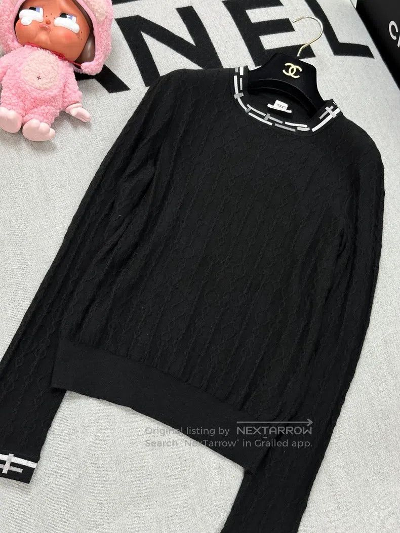 Hermes Hermes Black Chain Embossed Jacquard Texture Long Sleeve T Size XS / US 0-2 / IT 36-38 - 1 Thumbnail