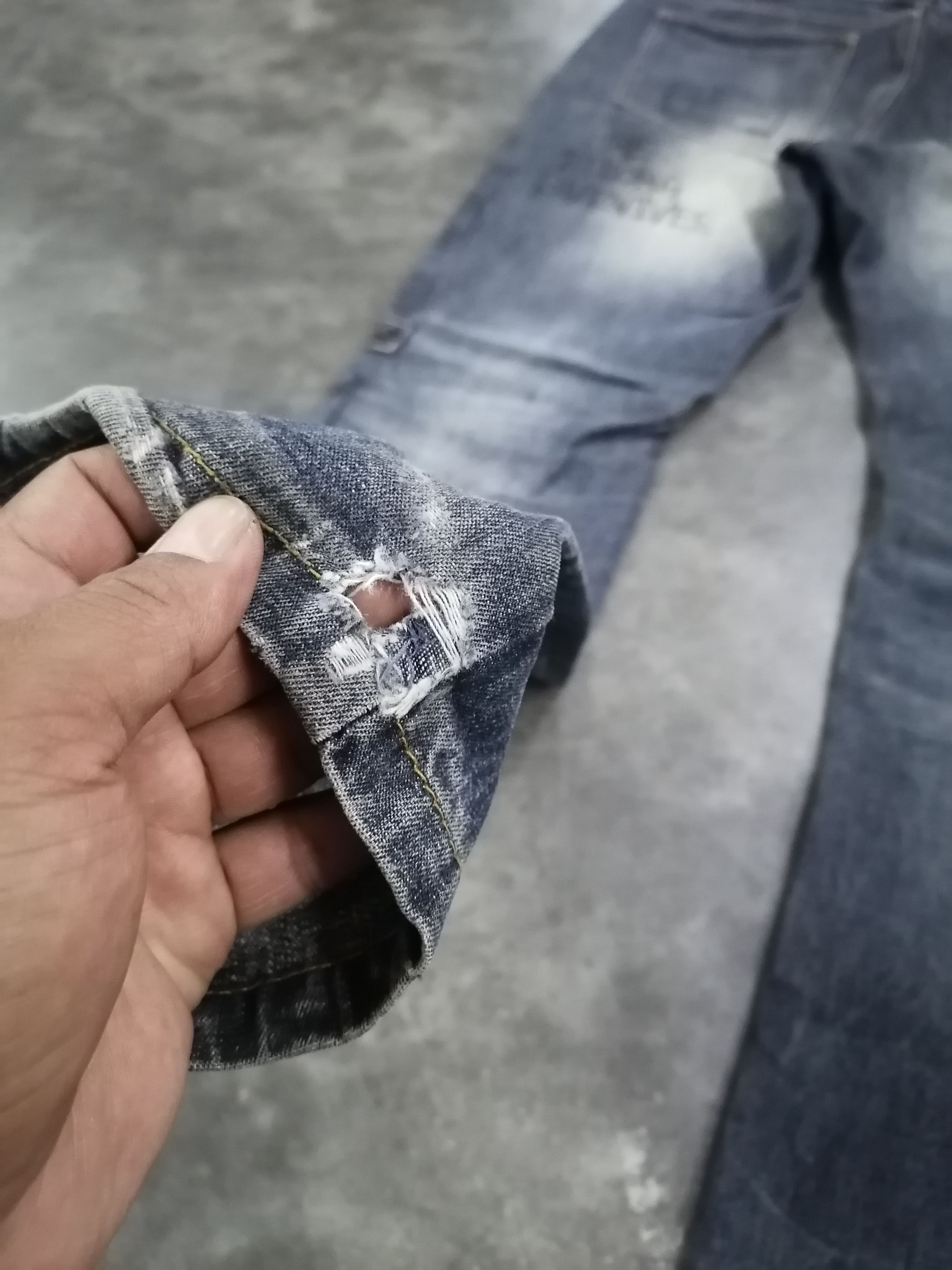 If Six Was Nine × Le Grande Bleu (L.G.B.) × Seditionaries Flare In The Attic Gothic Distressed Denim Pants Size US 31 - 9 Thumbnail