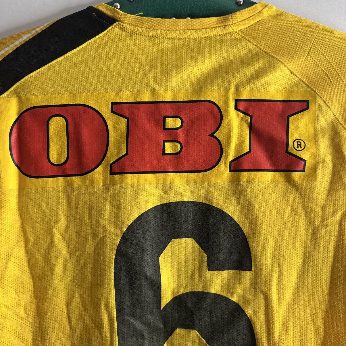 Puma Puma Young Boys 2009-2011 OBI 6 Vintage Jersey Kit Size US M / EU 48-50 / 2 - 11 Thumbnail