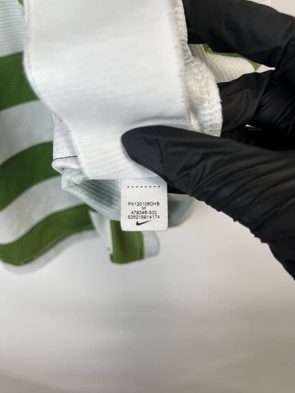 Nike Celtic 2012 2013 Home Football Shirt Nike 479346-300 Size M Size US M / EU 48-50 / 2 - 5 Thumbnail