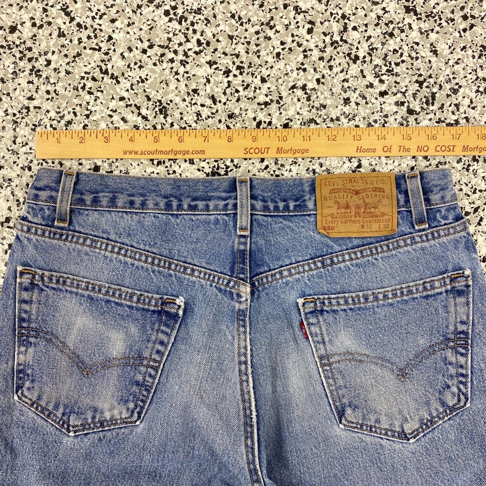 Levi's VINTAGE Levi's Levi's 550 Jeans 550 Mens 33x30 30in Inseam Cotton Denim Blue USA Made Relaxed Straight High Rise 550 Model Men Size US 33 - 5 Thumbnail