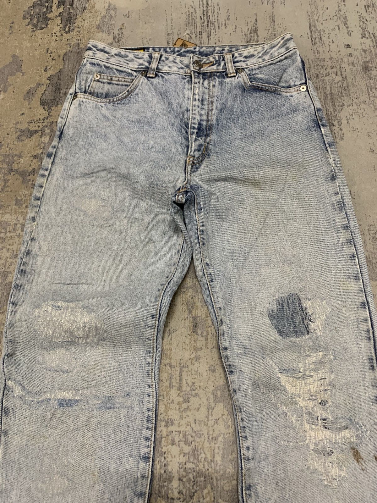 Edwin DISTRESSED EDWIN TAPERED LEG JEANS W29 Size US 29 - 2 Thumbnail