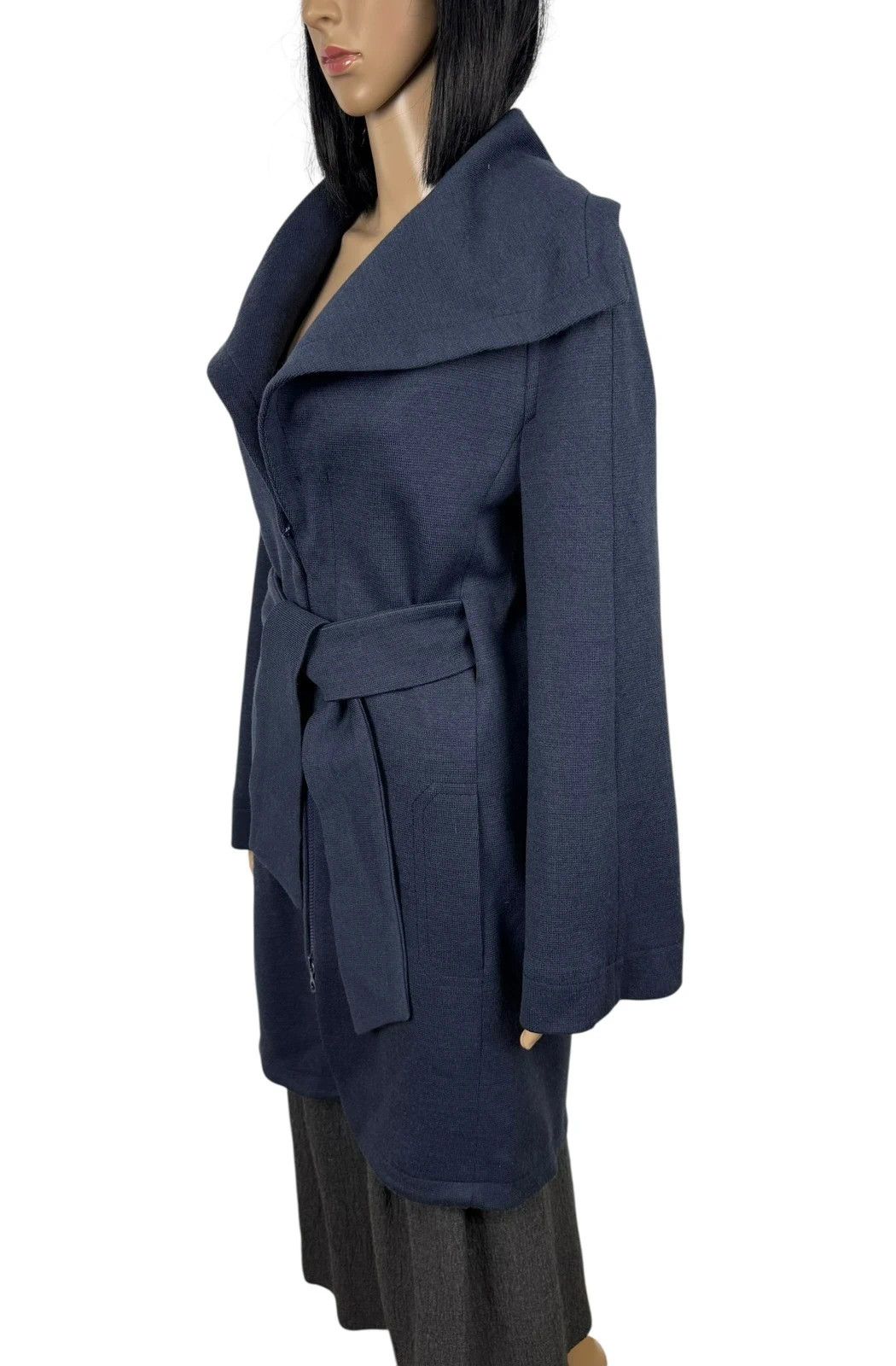 Ungaro Paris Ungaro Fuchsia Wool Belted Coat Vintage size GB6 US4 Size XS / US 0-2 / IT 36-38 - 5 Thumbnail