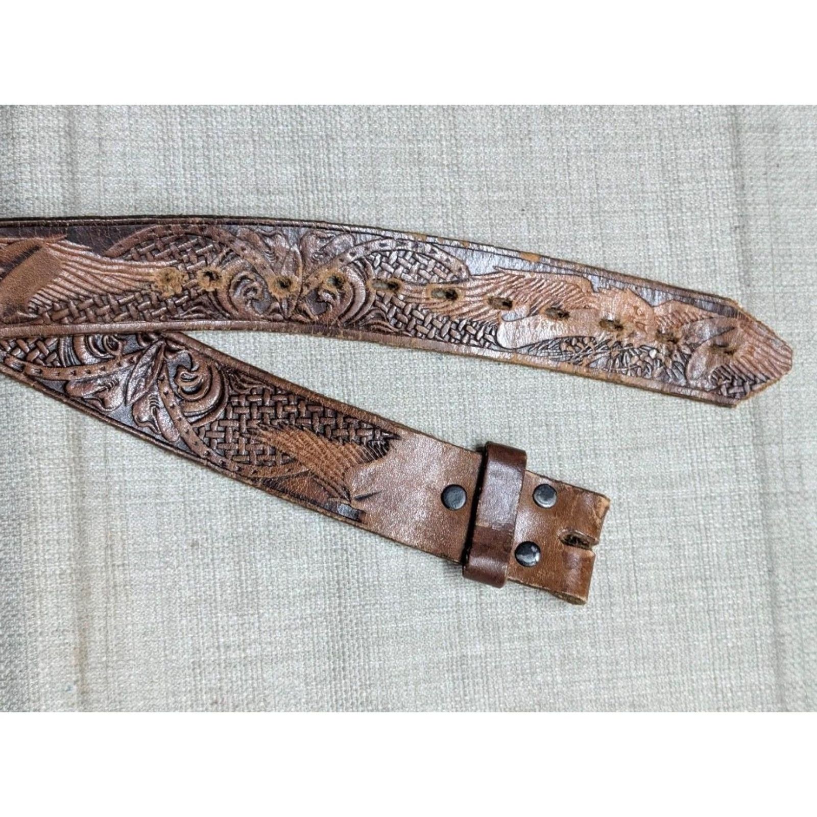 Vintage VINTAGE western belt Eagle brown leather 42 - belt - Men - Western Belt - Buckle - 1-3/8" - Cowhide - Eagle pattern - 42 waist - Brown - vintage Size 42 - 3 Thumbnail