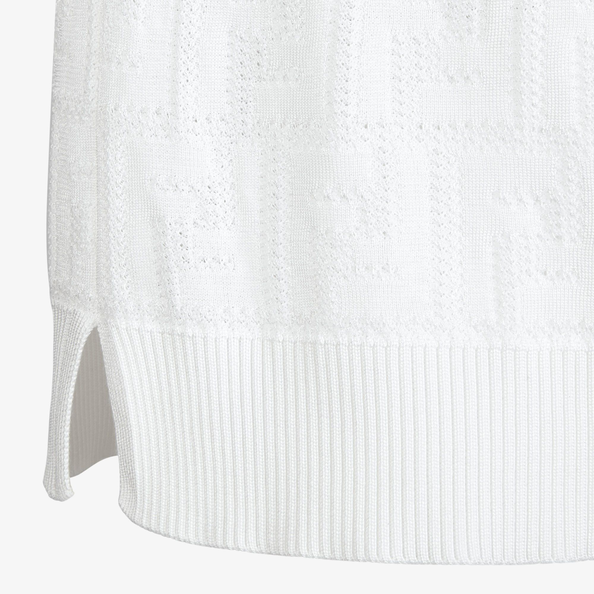 Fendi o1s1wg111225 Jumper in White Size M / US 6-8 / IT 42-44 - 3 Thumbnail