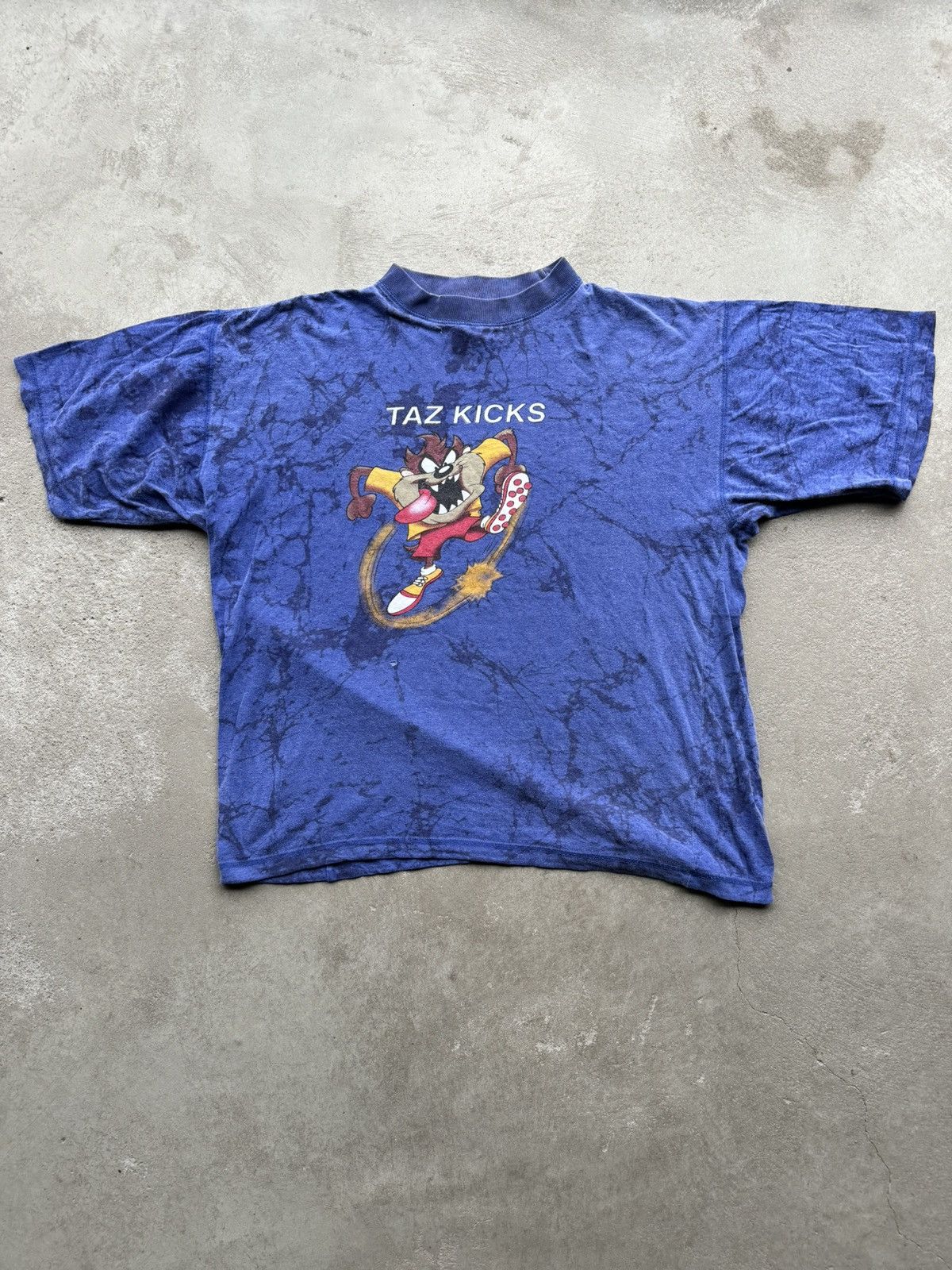 image of Made In USA x Vintage 90's Taz Tasmanian Devil Looney Tunes Aop, Men's (Size XL)