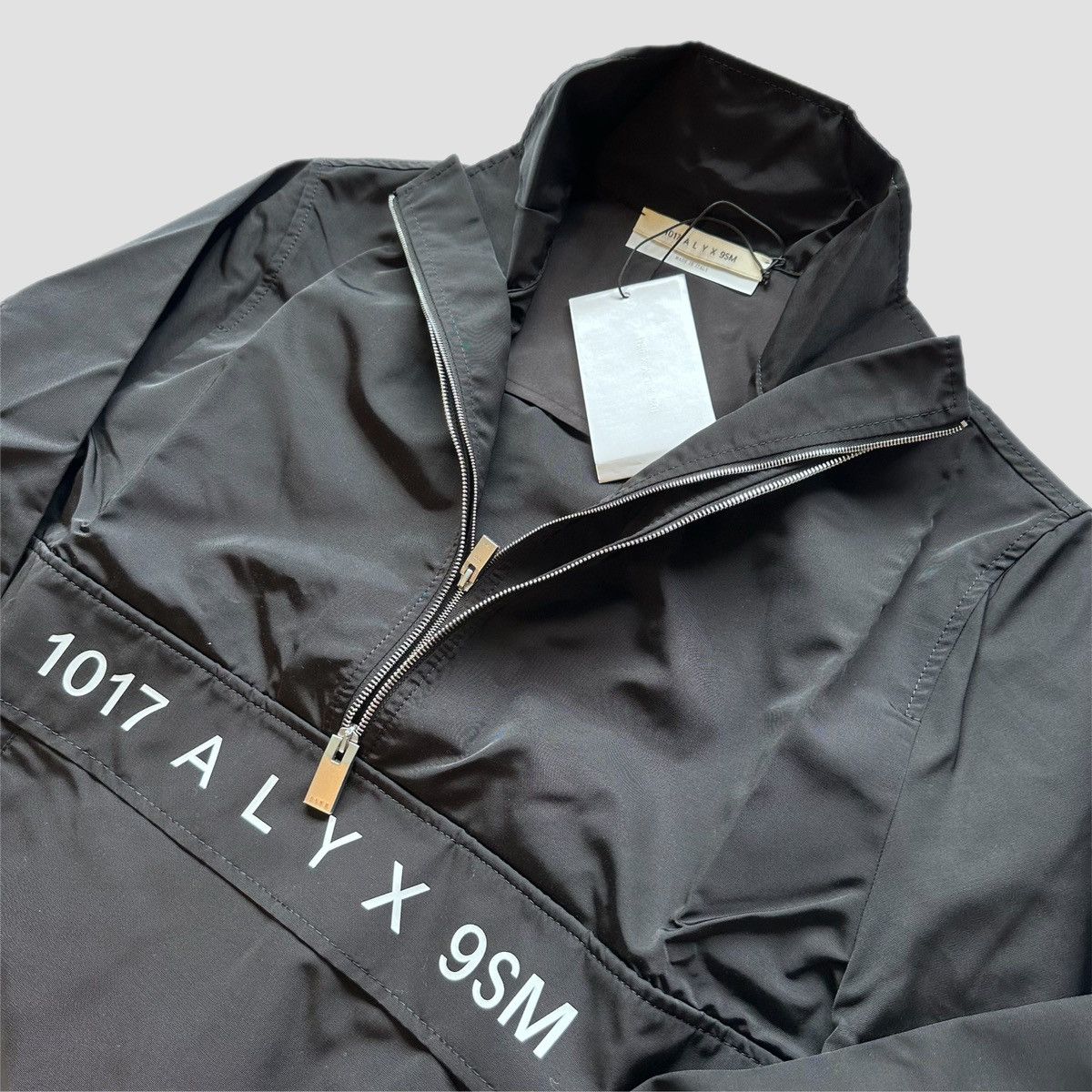 1017 ALYX 9SM 1017 ALYX 9SM Track Windbreaker Size US S / EU 44-46 / 1 - 19 Thumbnail