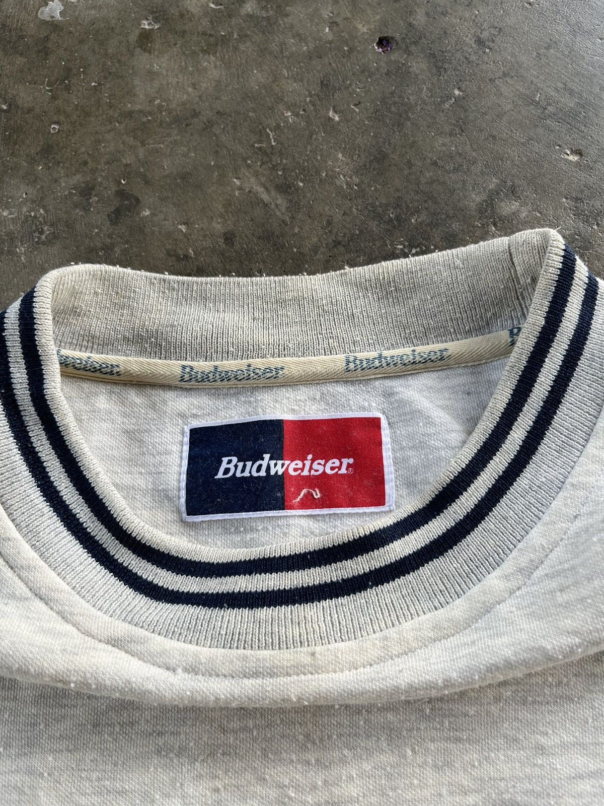 Budweiser × Vintage 🔥RARE🔥Vintage Budweiser Embroidery Spell Out Sweetshirts Size US XL / EU 56 / 4 - 4 Thumbnail