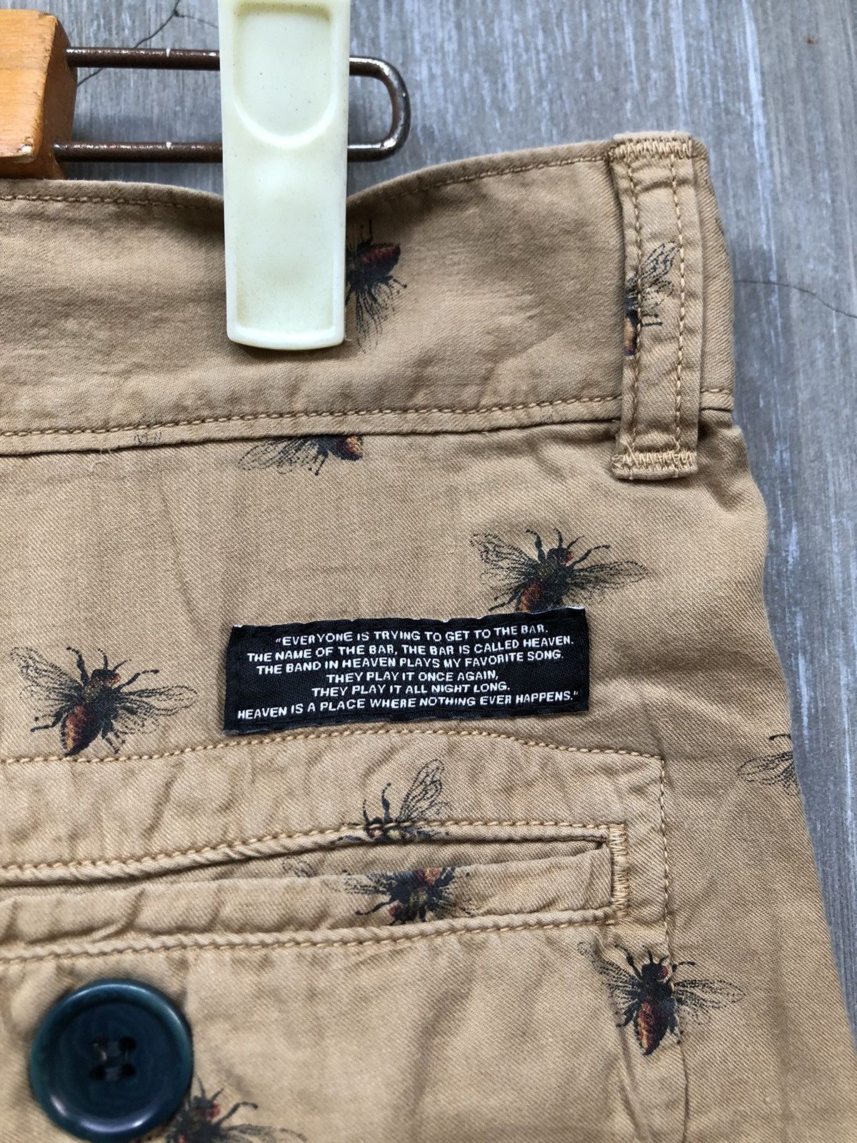 Undercover Undercoverism Bug’s Printed Ankle Pants Size US 30 / EU 46 - 12 Thumbnail