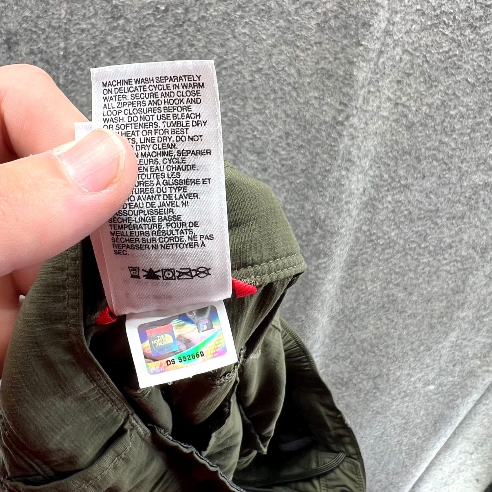 The North Face The North Face Shorts Men 38 Green Nylon Hiking Casual Short Sl as h Pocket 8in Flat Front Regular Mid Rise Vintage No N/A Size US 38 / EU 54 - 2 Thumbnail