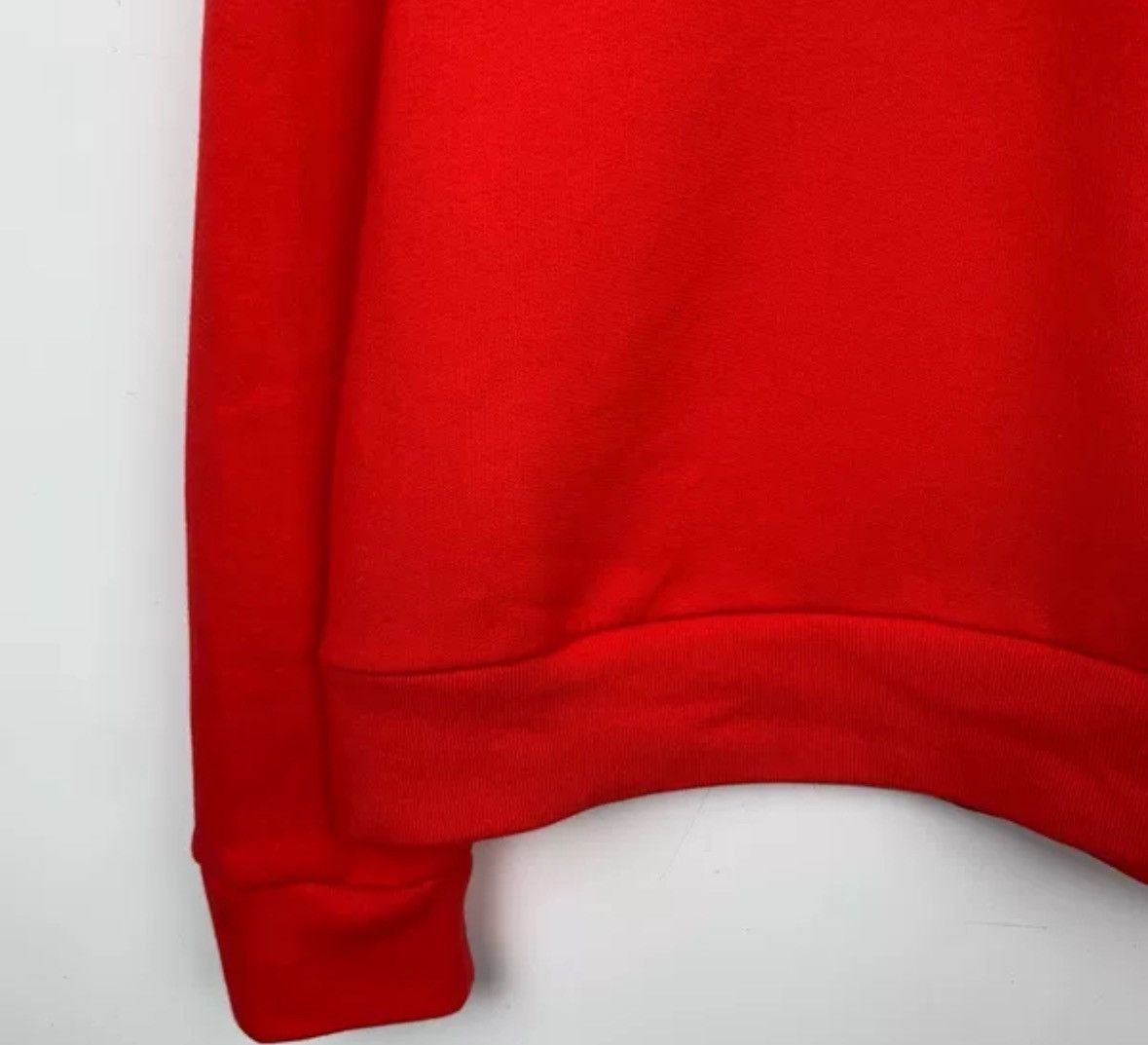 Louis Vuitton Louis Vuitton round neck red cotton long sleeved sweatshirt Size US L / EU 52-54 / 3 - 4 Thumbnail