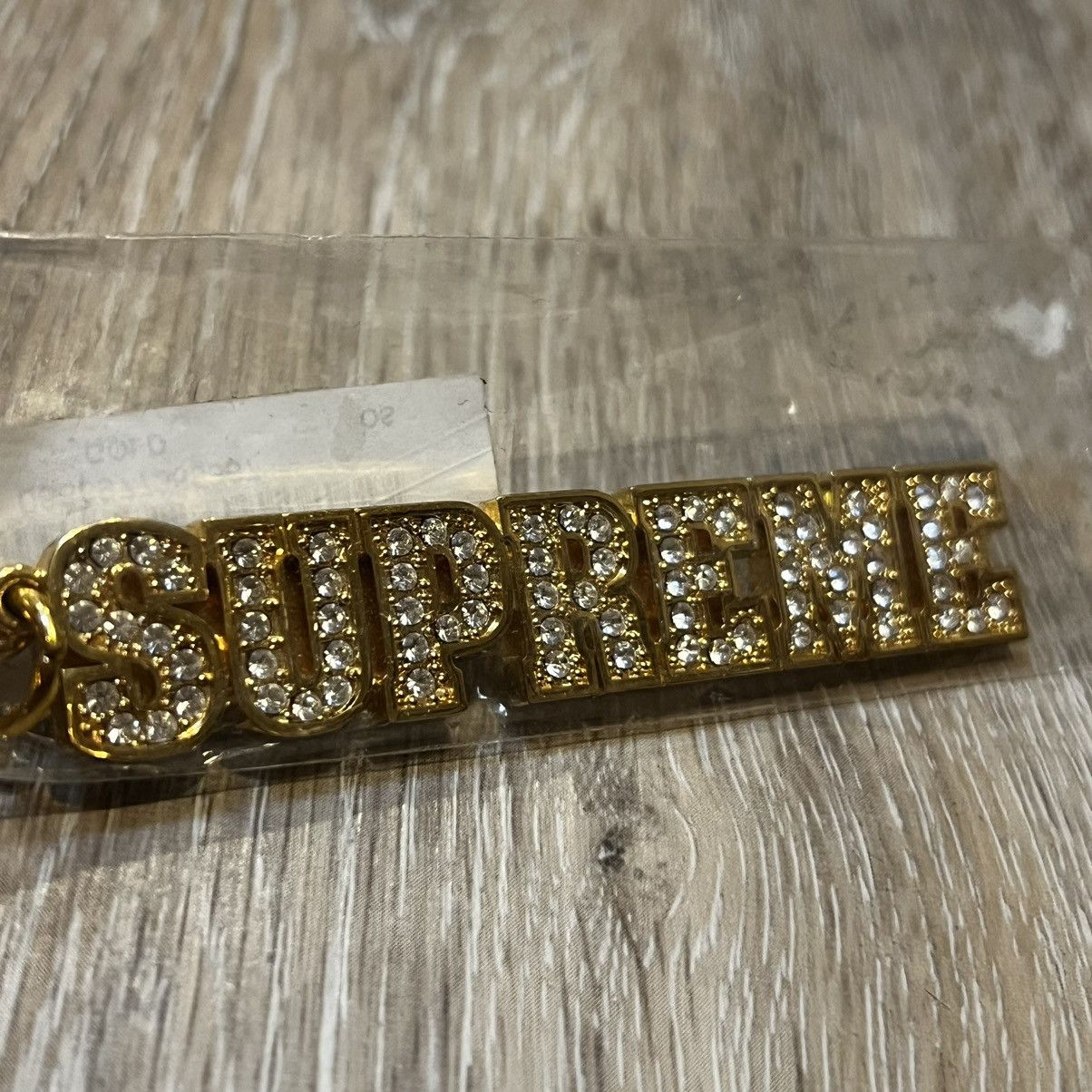 Supreme Supreme Block Logo Keychain Gold Size ONE SIZE - 2 Thumbnail