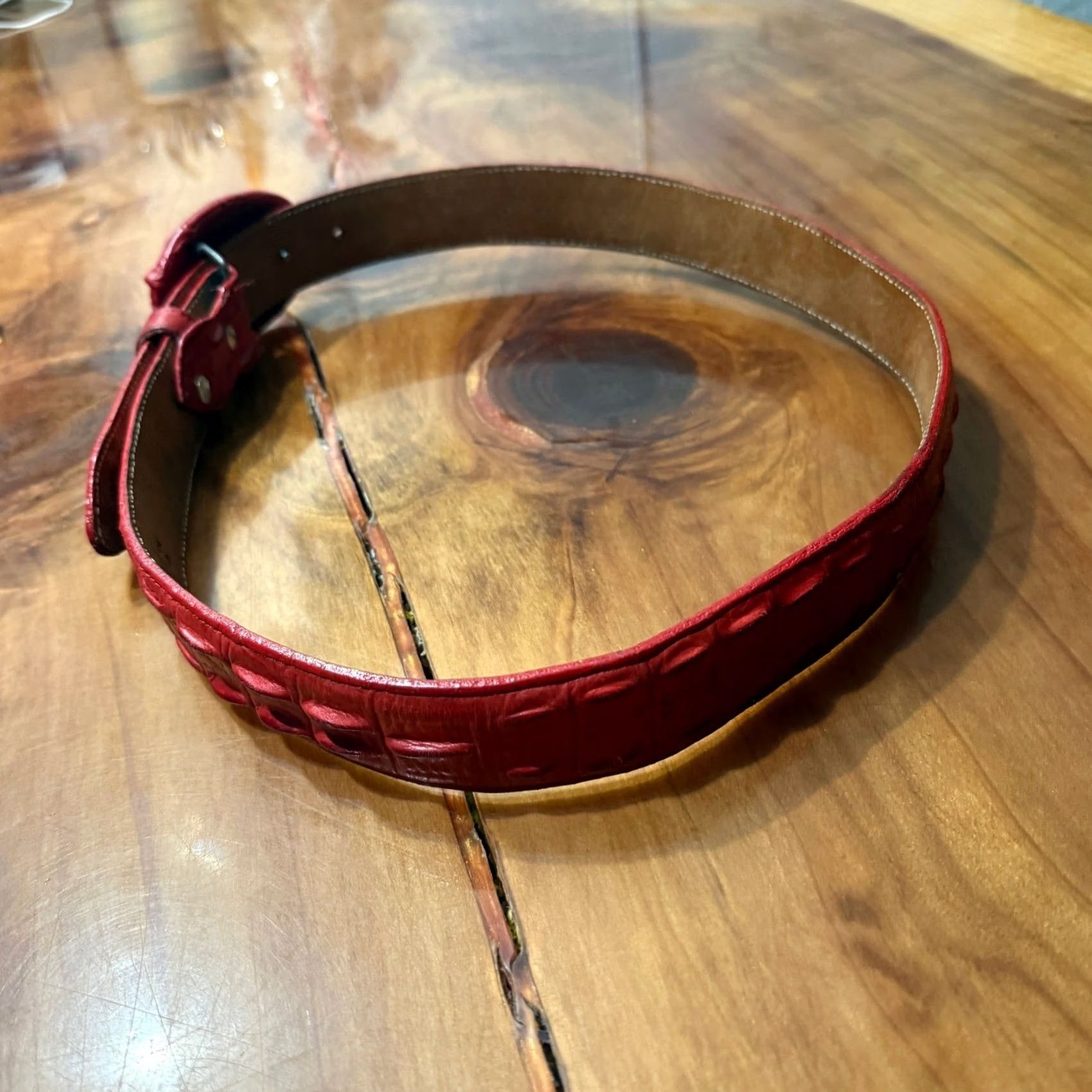 Vintage VINTAGE JJ30 Belt Women's 36 Red Real Leather Crocodile Western Buckle Mexican Womens Size ONE SIZE - 2 Thumbnail