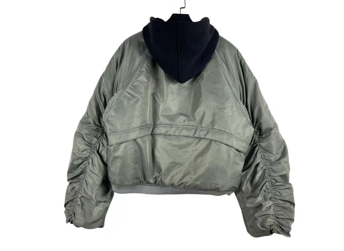 FAR FROM WHAT Far Archive 23FW Curved Sleeve Hooded Puffer Jacket J31 Size US XS / EU 42 / 0 - 2 Thumbnail