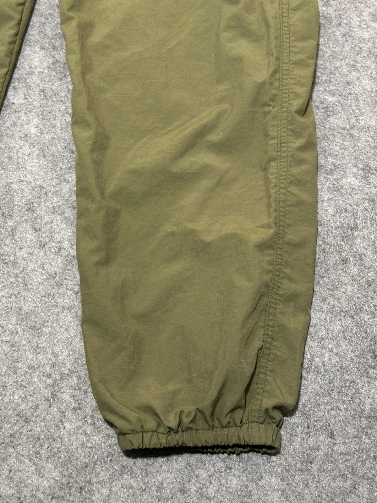 Japanese Brand nylon pants from the Blue strive brand . Size US 30 / EU 46 - 4 Thumbnail