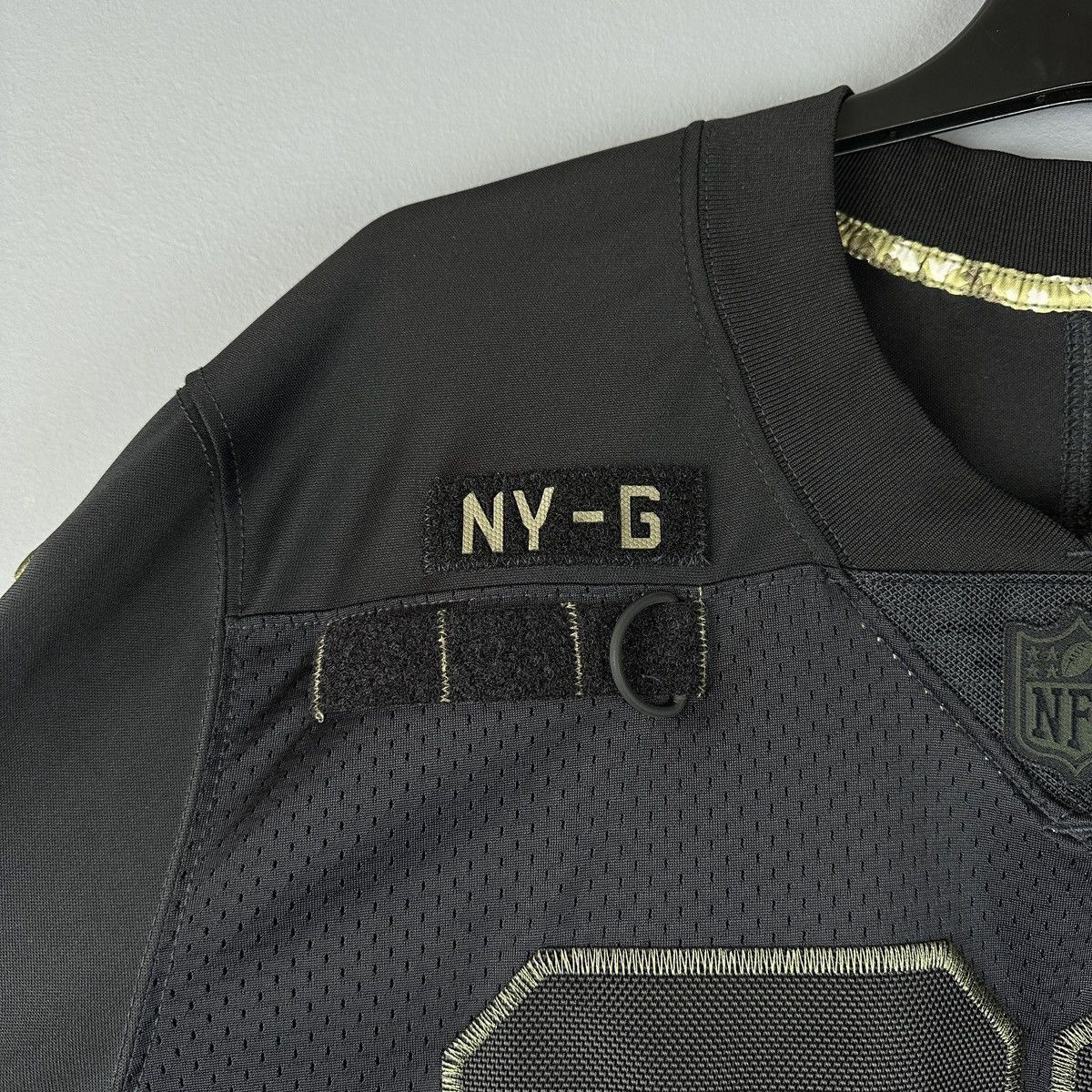 Nike Salute to Service New York Giants Jersey Saquon Barkley Size US L / EU 52-54 / 3 - 3 Thumbnail