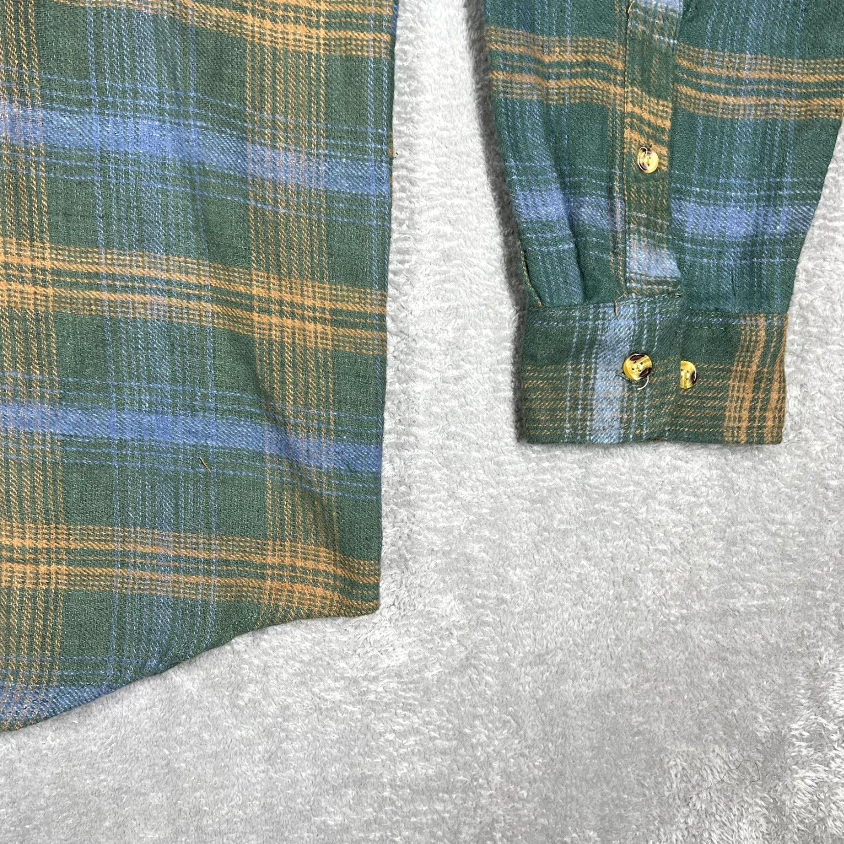 Basic Editions VINTAGE Basic Editions Men's Large Flannel Shirt Green Plaid Cotton Long Sleeve Size US L / EU 52-54 / 3 - 5 Thumbnail