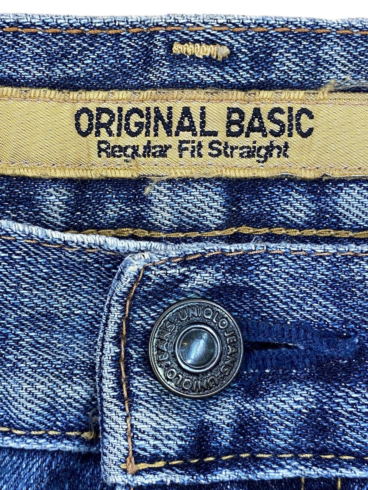 Uniqlo Uniqlo Faded Wash Ripped Style Straight Leg Jeans Size US 32 / EU 48 - 10 Thumbnail