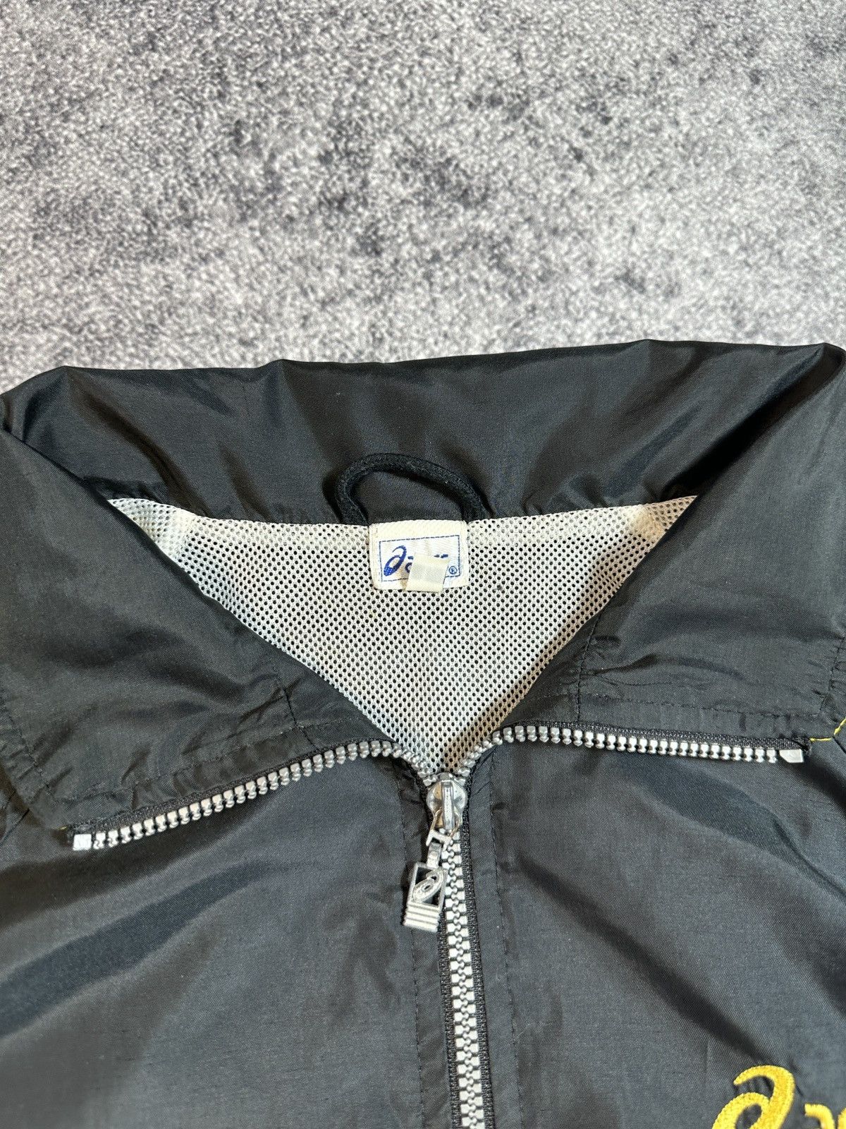 Asics Y2K Vintage Asics Logo Jacket Avant Garde Streetwear L Rare Size US L / EU 52-54 / 3 - 6 Thumbnail