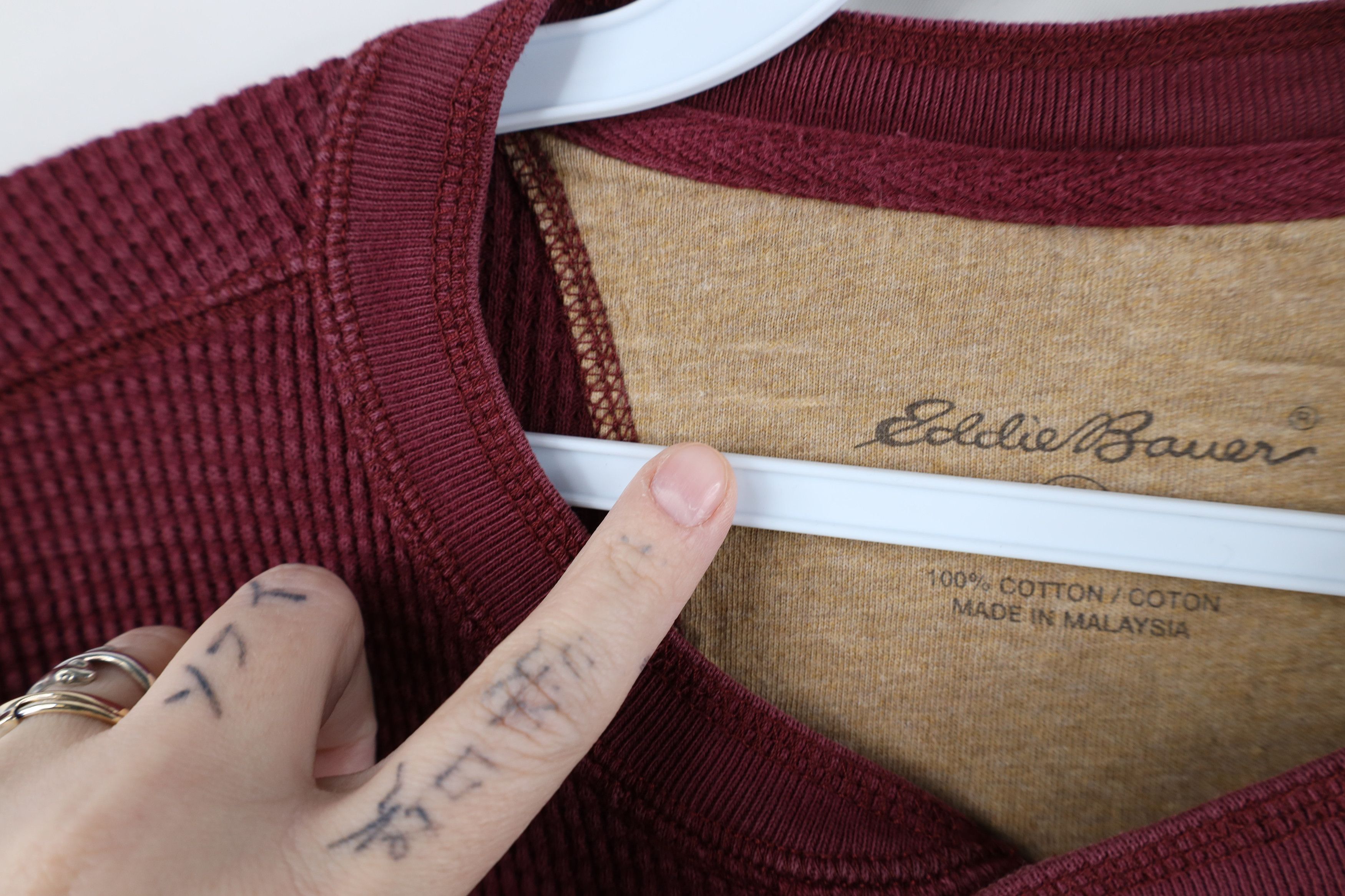 Eddie Bauer Vintage Eddie Bauer Thermal Waffle Knit Henley T-Shirt Red Size US XL / EU 56 / 4 - 10 Thumbnail