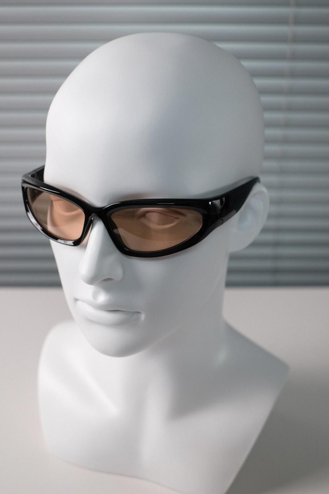 Japanese Brand Vtg Vintage Y2k Futuristic Black Sunglasses Unisex OS Size ONE SIZE - 4 Thumbnail